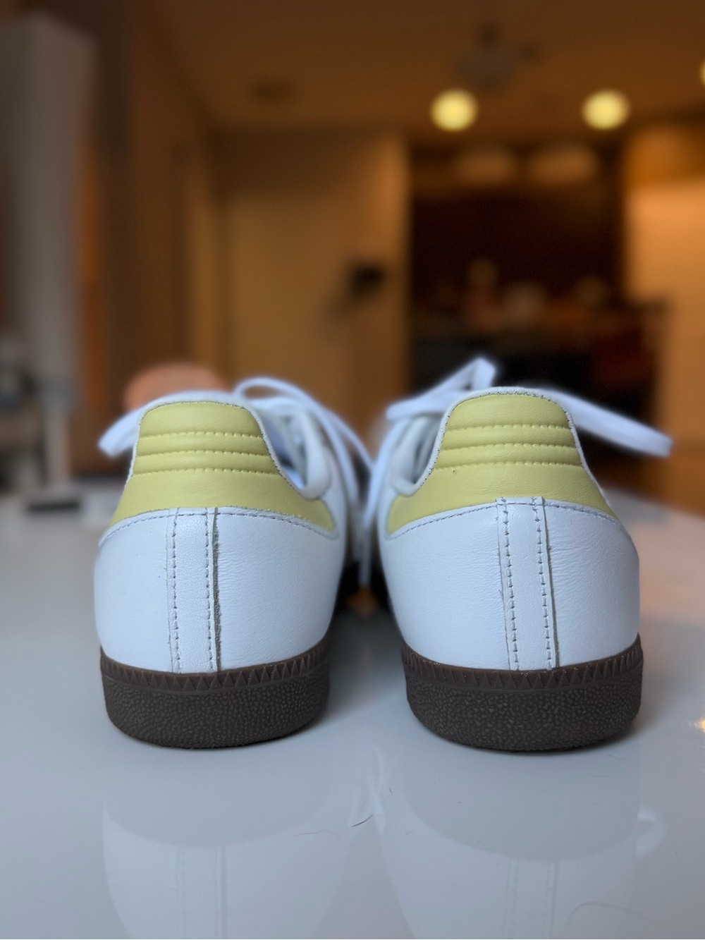 💯 Authentic Adidas Samba OG Sneakers in white with yellow stripes - Picture 6 of 8
